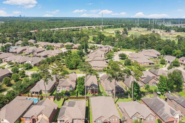 Building Photo - 22523 Birch Ridge Meadow Dr