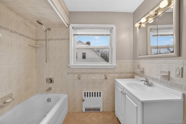 Building Photo - 4 Amackassin Terrace