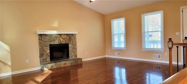 Building Photo - 200 Wayside Dr