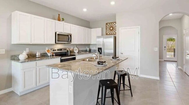 Building Photo - 33001 Tulip Petal Ln