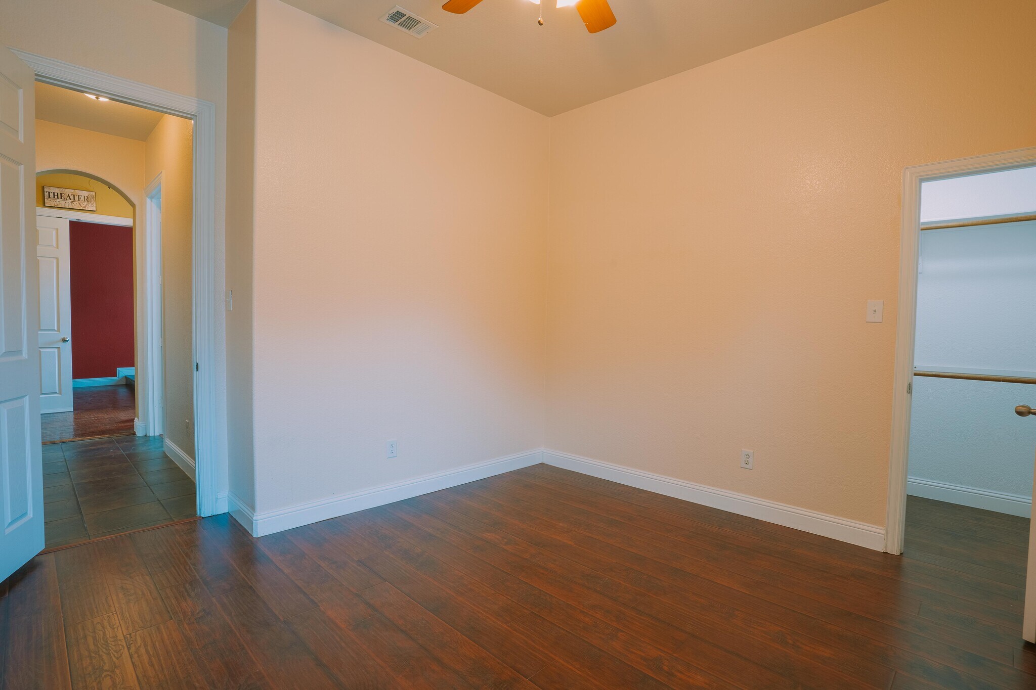 Building Photo - 3240 Paseo