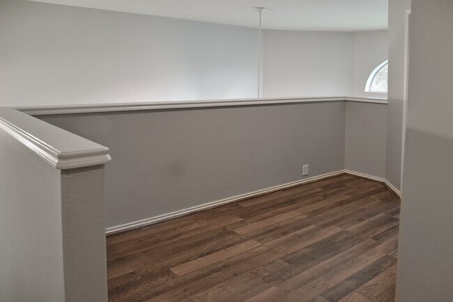 Building Photo - 13600 Breton Ridge St