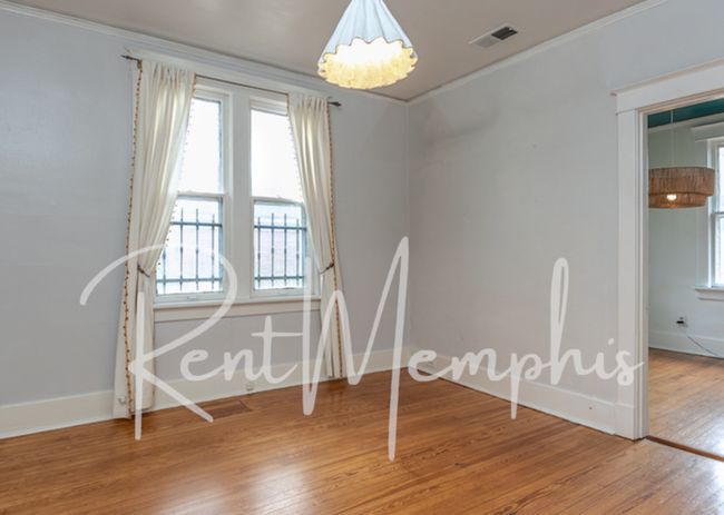 Building Photo - 771 Metcalf Pl