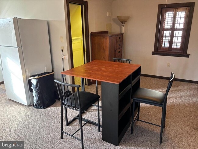 Building Photo - 1934 Bleim Rd