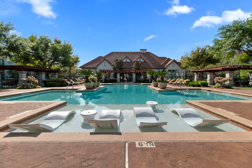 Taylor at Copperfield 9125 Highway 6 N Houston TX 77095 Apartment