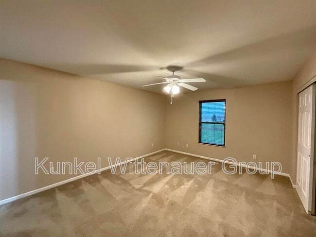 Building Photo - 10909 Kentfield Dr