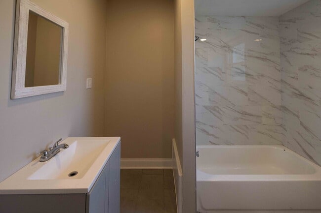 Building Photo - Stylish, Updated & Ready to Call Home