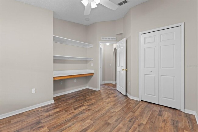 Building Photo - 16316 Meredrew Ln