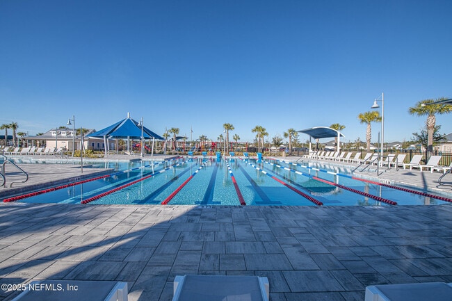 Building Photo - 259 Brandon Lks Dr