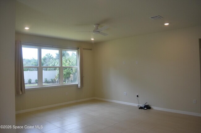 Building Photo - 5039 Sunnytime St