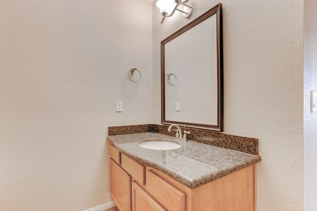 Building Photo - 9325 W Desert Inn Rd