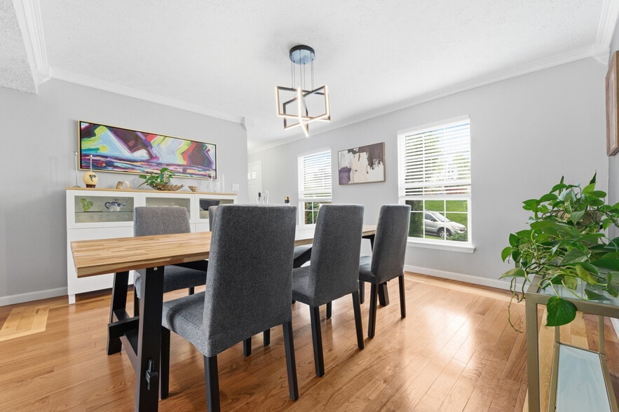 Building Photo - 316 Bridlewood Ct