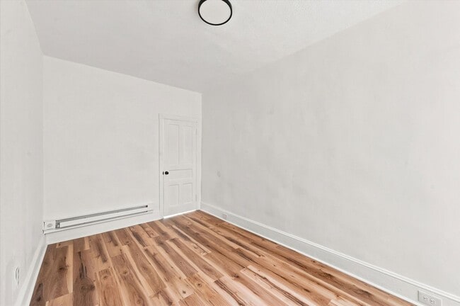 Building Photo - 2BR/1BA Home | West Philly