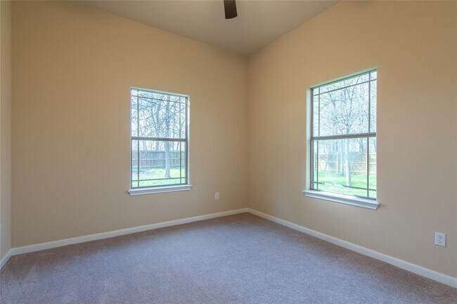 Building Photo - 212 Waikakaaua Dr