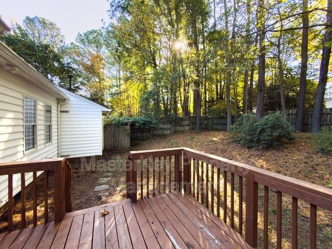 Building Photo - 251 Tillamook Dr