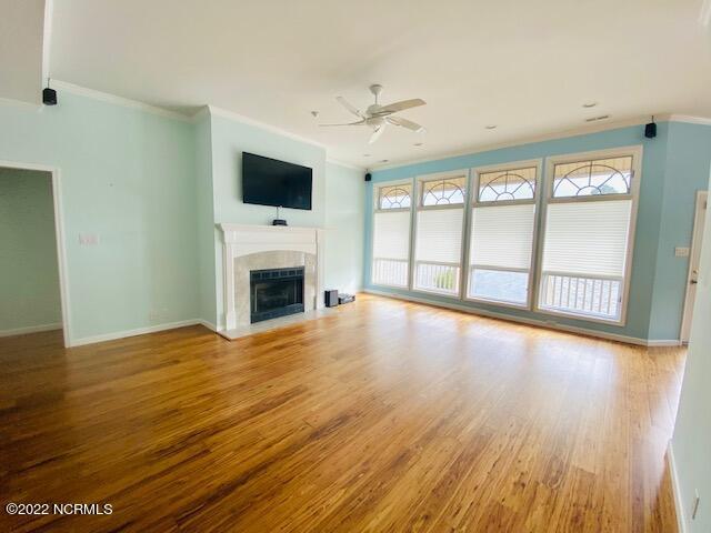 Building Photo - 906 Diamond Ct