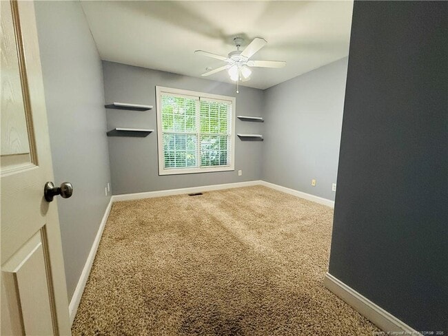 Building Photo - 611 Orchard Falls Dr