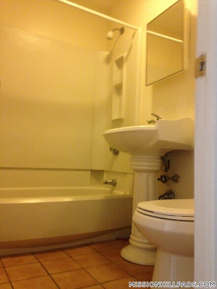 Building Photo - 59 S Huntington Ave