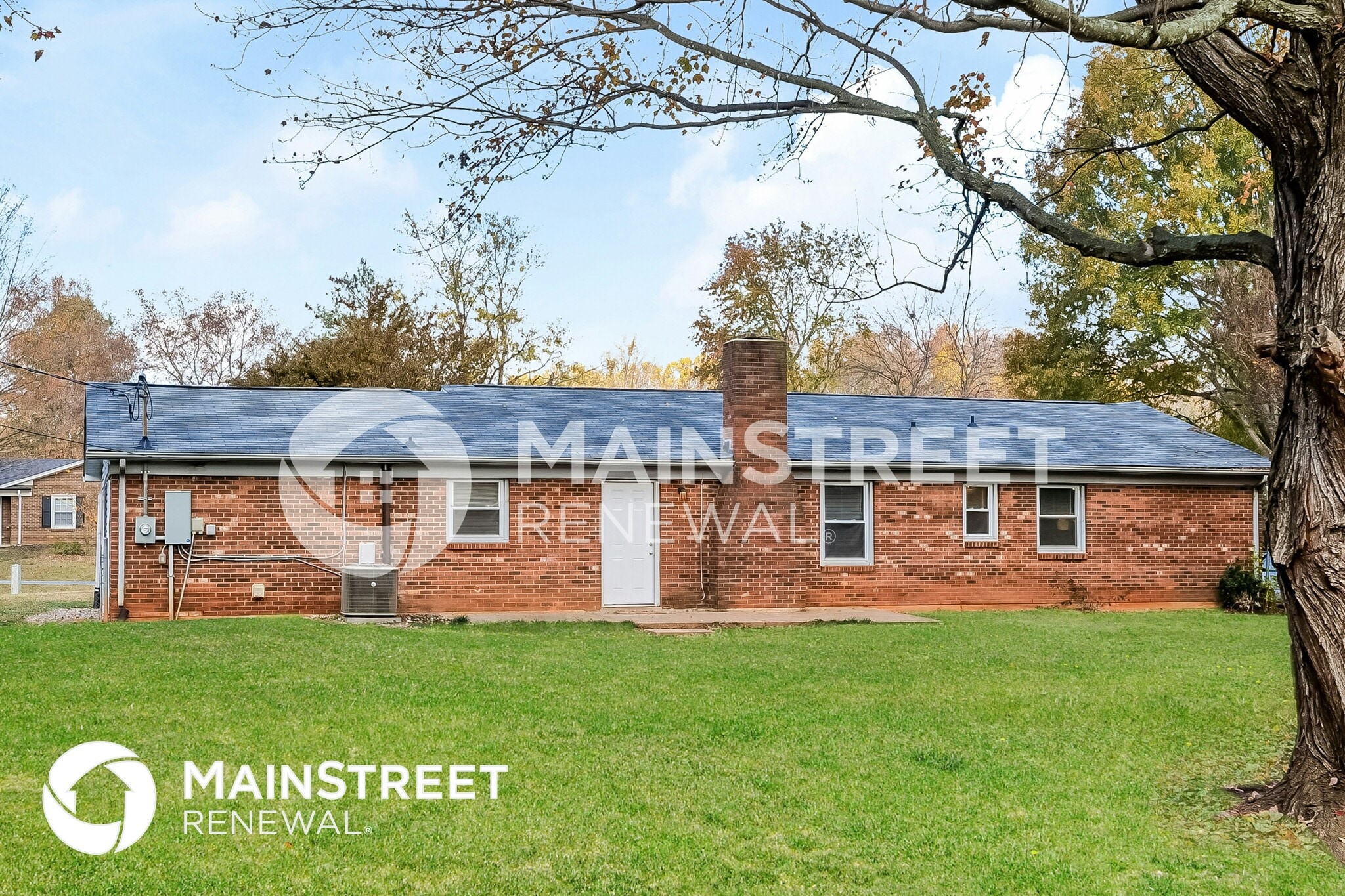 Building Photo - 2349 Swindon Ln