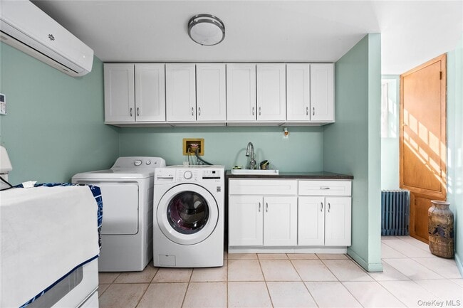 Building Photo - 45-76-76 Browvale Ln