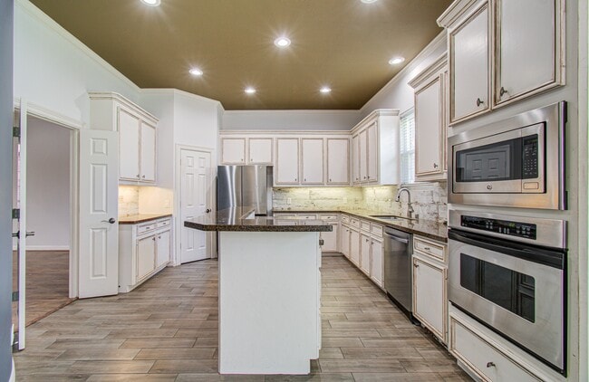 Building Photo - 13514 Broadmeadow Ln