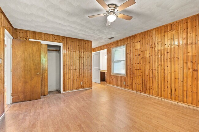 Building Photo - 2260 Indian River Rd