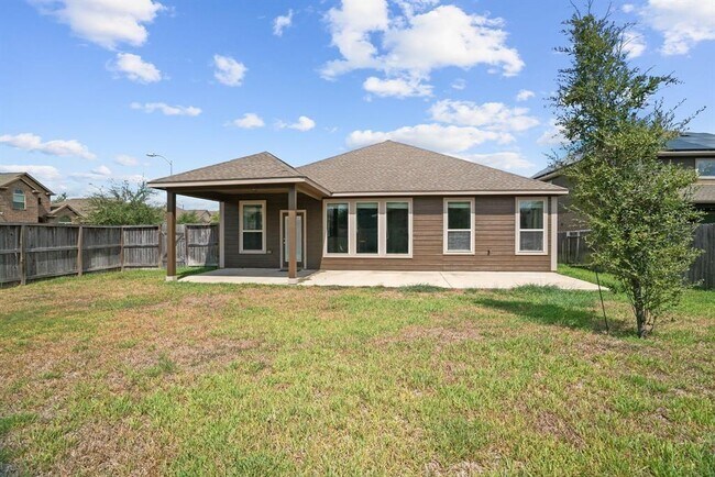 Building Photo - 18543 Gardens End Ln