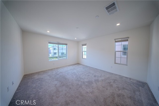 Building Photo - 558 Pablo Rd