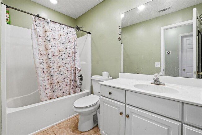 Building Photo - 2833 Loral Pines Dr NW