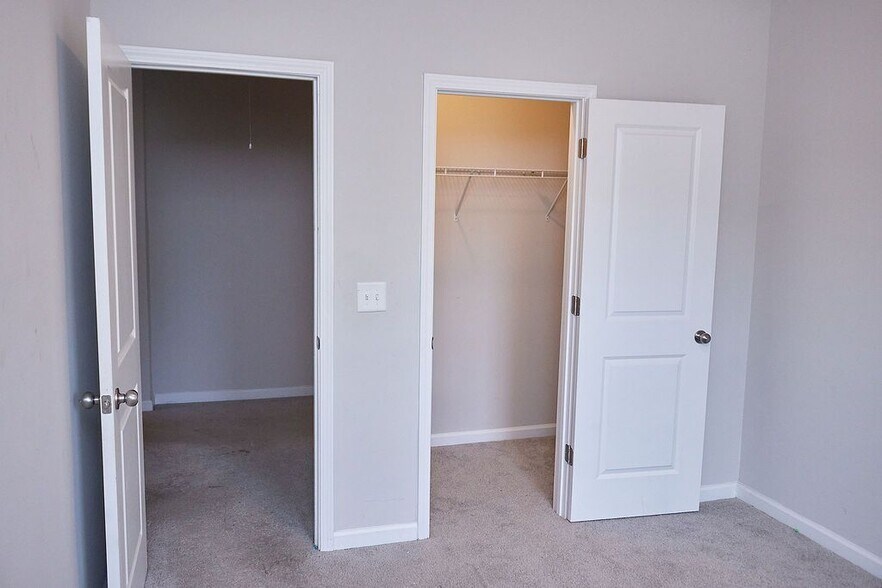 Building Photo - 7687 Volion Dr