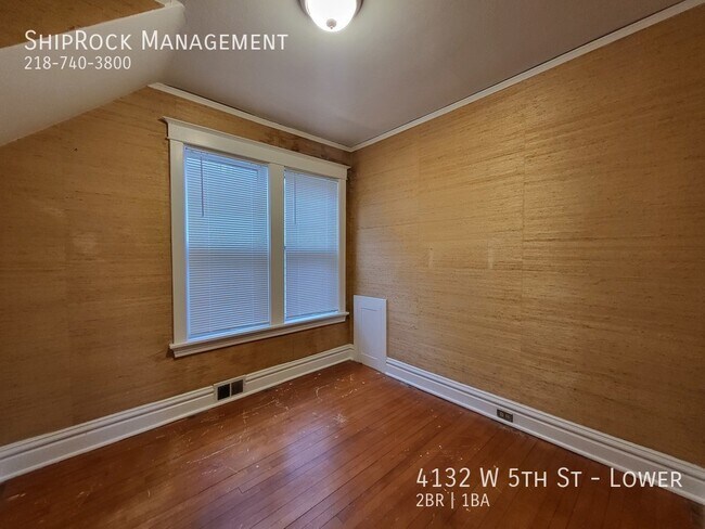 Building Photo - 4132 W 5th St