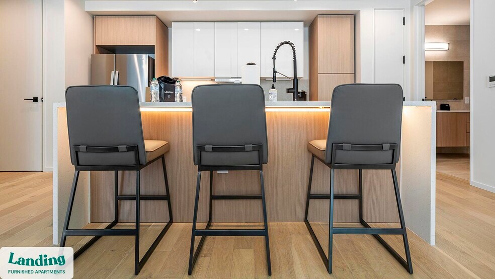 Building Photo - 143 E Commerce St