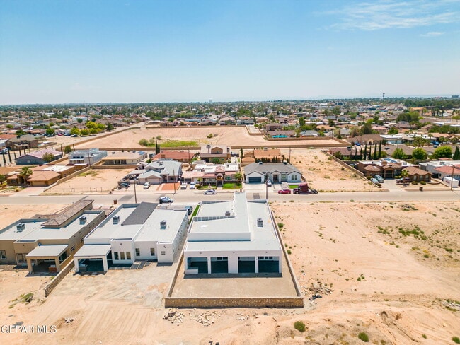 Building Photo - 11337 Ardelle Ave
