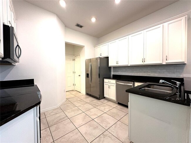 Building Photo - 9362 Tyrella Pine Trail