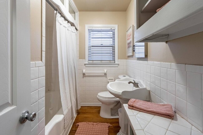 Building Photo - Move In Special of half off the first mont...