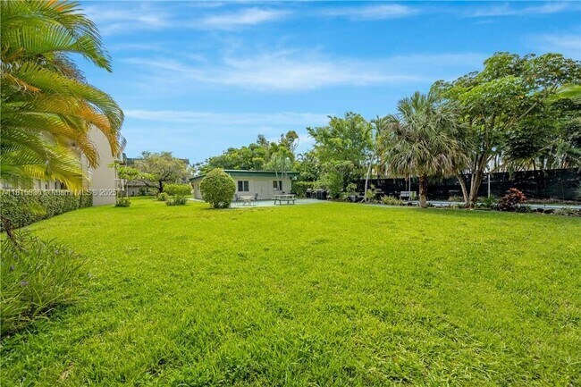 Building Photo - 1450 Atlantic Shores Blvd