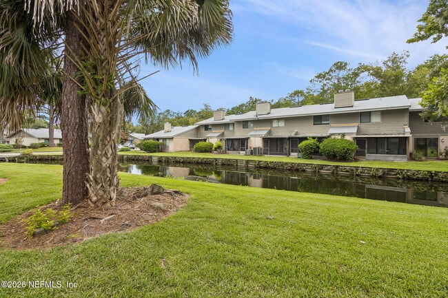 Building Photo - 7623 Baymeadows Cir W