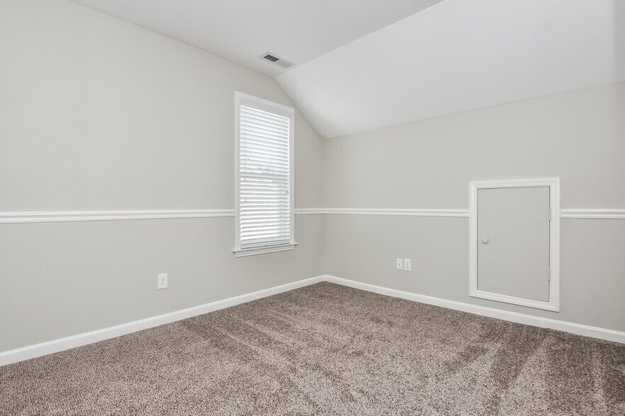 Building Photo - 148 Marino Pl