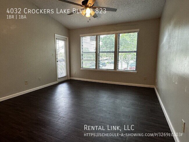 Building Photo - 4032 Crockers Lake Blvd
