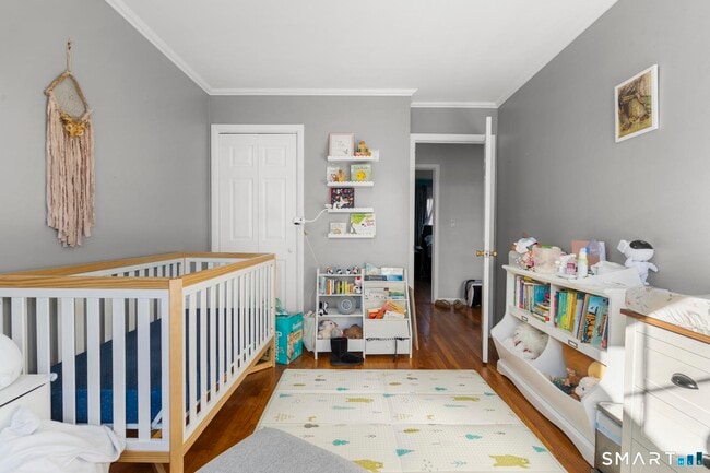 Building Photo - 540 Lakeside Dr