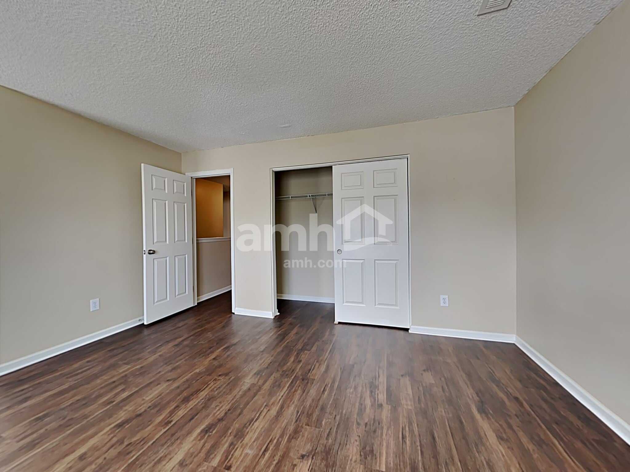 Building Photo - 133 Broken Branch Dr