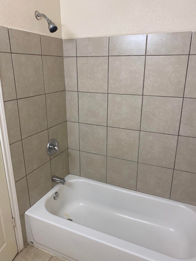 Building Photo - 18635 Bridoon Dr