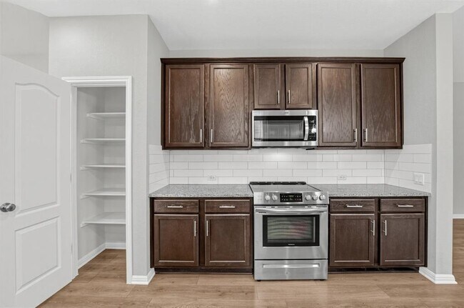 Building Photo - 719 Speckled Alder Dr