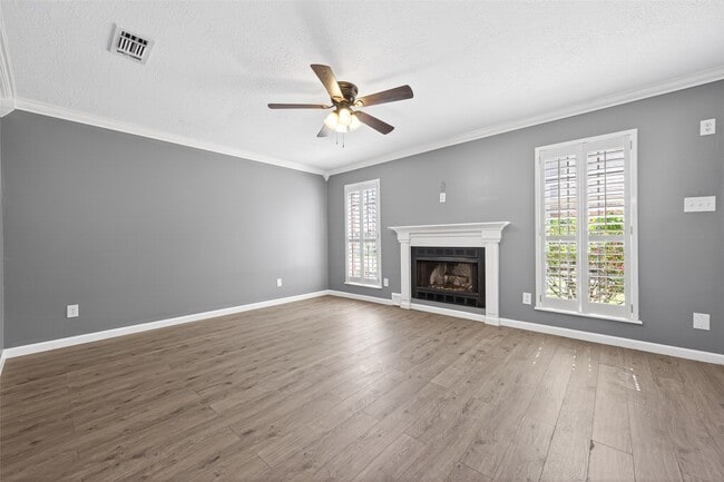 Building Photo - 6700 Richardson Rd