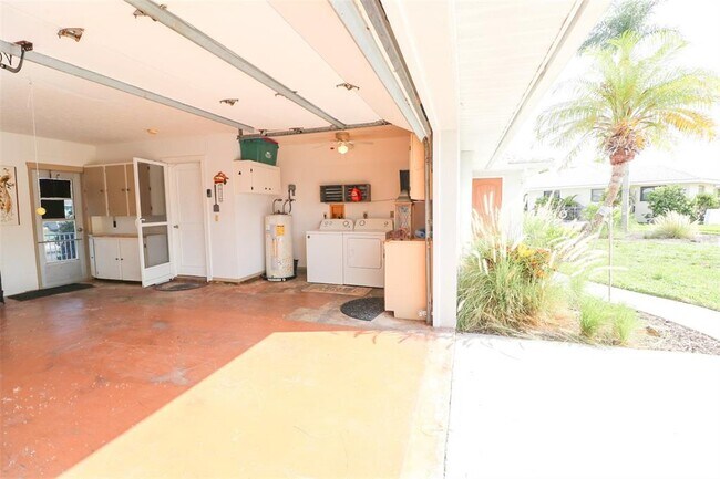 Building Photo - 4 Casa Rio Dr
