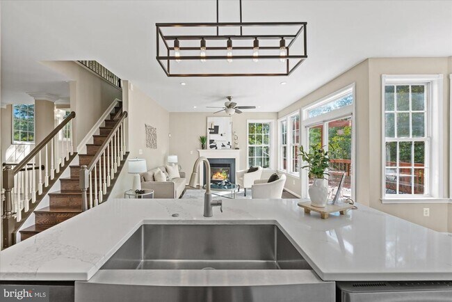 Building Photo - 13438 Burrough Farm Dr