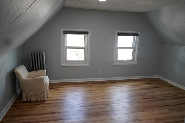 Building Photo - 1358 Narragansett Blvd