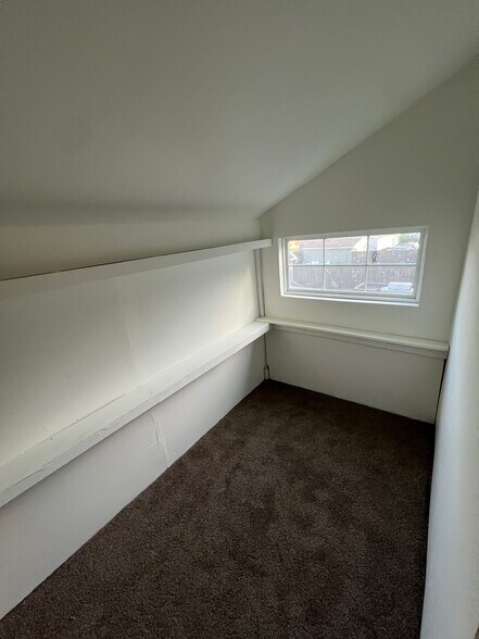 Building Photo - 3602 W 148th St