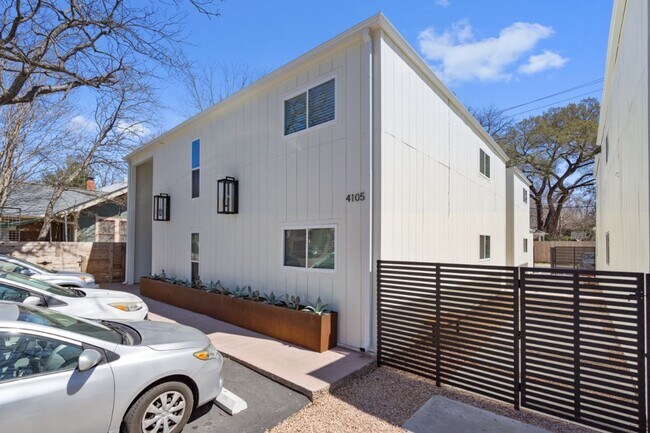 Building Photo - 4105 Speedway, Unit 102