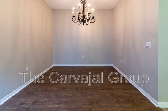 Building Photo - 13175 Center Square Dr